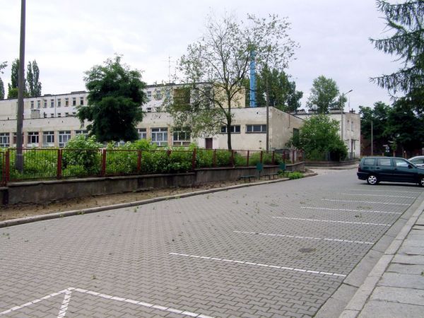 Głogów ul. Karola Miarki. Powiatowy urzad pracy  fot. 2