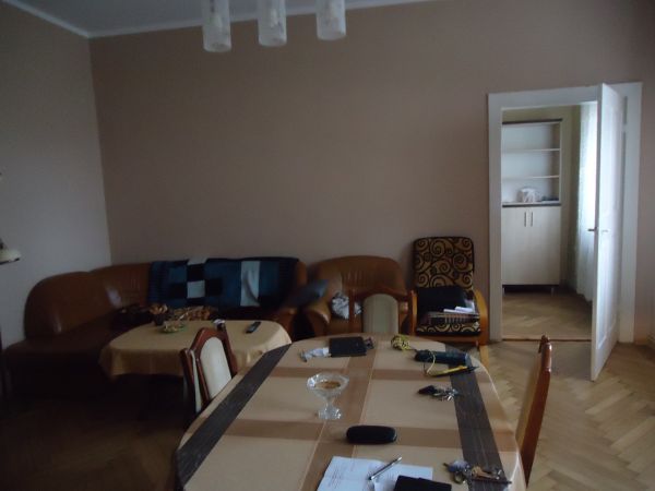 Dawny wikariat, obecnie probostwo - pokój na parterze