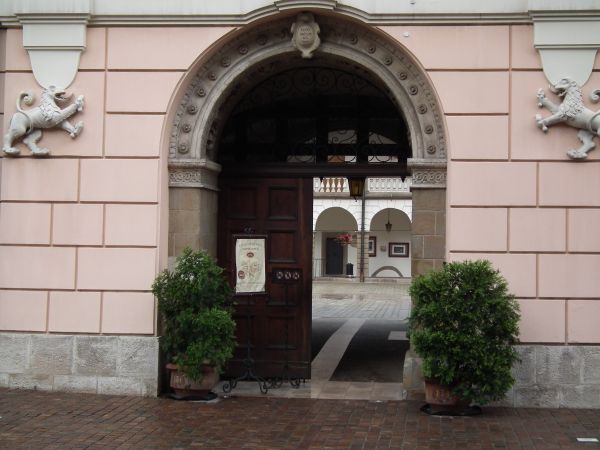 zdjecie Niepołomice