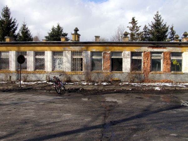 Zdewastowana fabryka domów ul. Północnej   fot.  9