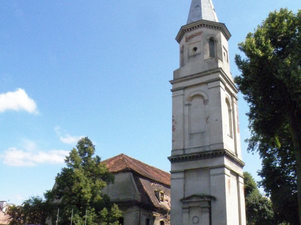 Remontowany kościół ewangelicki