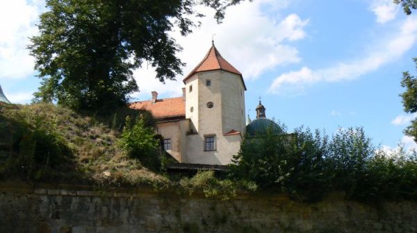 ZAMEK W NOWYM WISNICZU