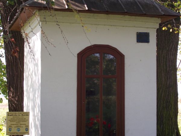 kaplica cmentarna pw. św. Dawida - na cmentarzu cholerycznym /przekaz na temat : w galerii/.
