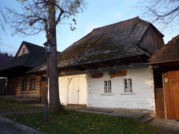 Lanckorona. Miasteczko zabytkowej architektury drewnianej.