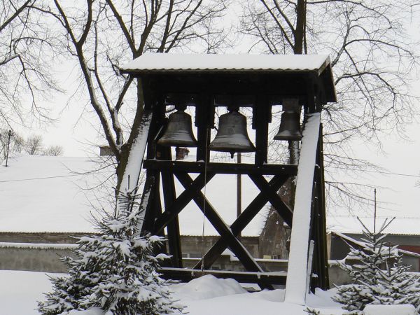 Dzwonnica przy kościele p.w. św. Wawrzyńca w Mąkowarsku