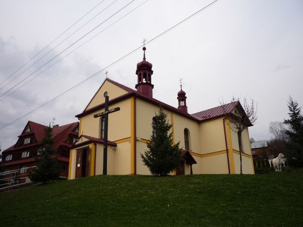 Więciórka.Kościół.