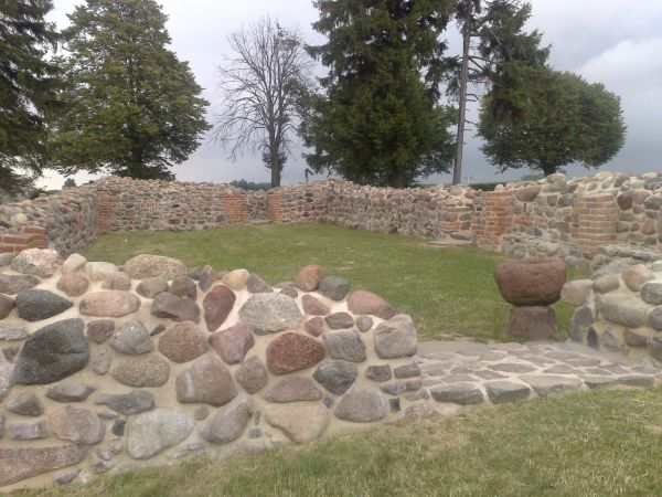 RUINY KAPLICY POBITEWNEJ