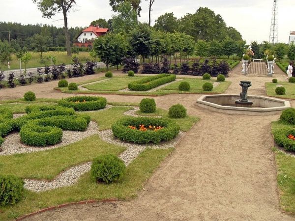 FRANK-RAJ _Ozdobne Ogrody Polskie