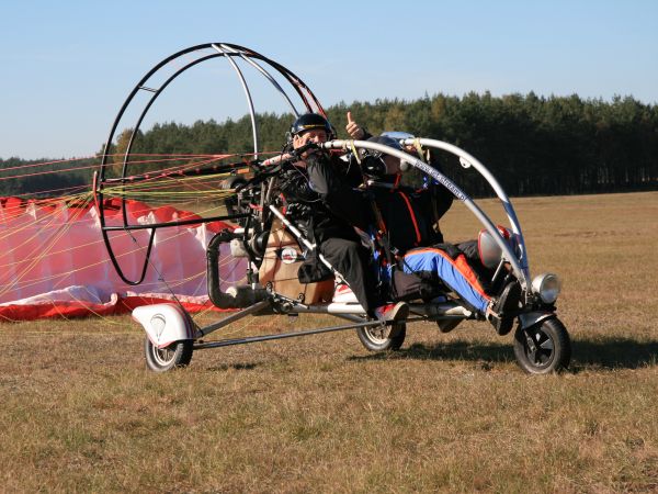 Start paralotni, lotnisko Korne