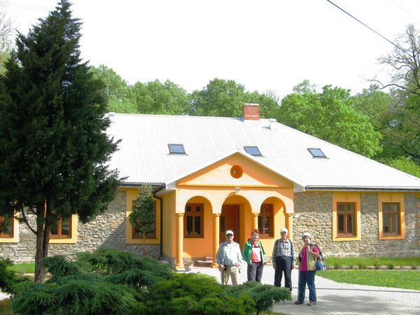 obiekt kuchenny i stołówkowy oraz szkoleniowy Ośrodka Rekolekcyjnego Caritas-u i Powiatowego Centrum Wolontariatu /gościnnie !/.