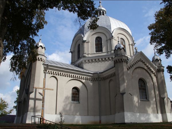 Cerkiew św. Michała Archanioła w Ryszkowej Woli , murowana parafialna cerkiew greckokatolicka . Zbudowana w 1896 r. Po wojnie cerkiew została przejęta przez koś