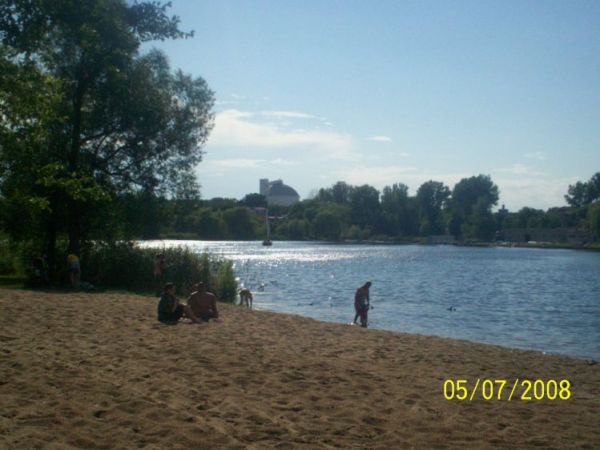 Las, plaża, woda... czego chcieć więcej?