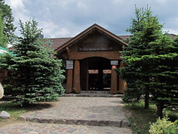 Wejście do sali z grillem