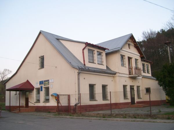 Budynek Wielofunkcyjny -Ośrodek Zdrowia , Biblioteka ,OSP , Biuro Sołtysa