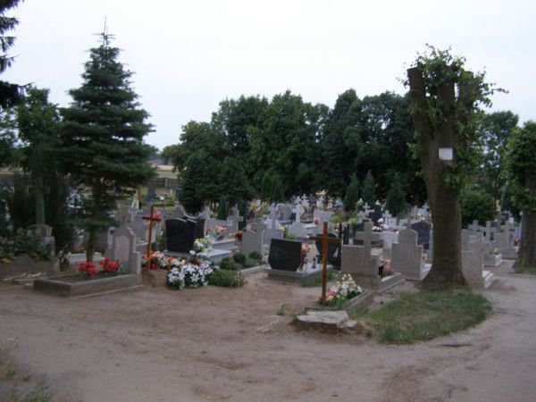 Cmentarz.