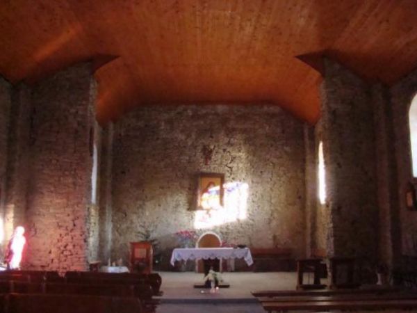 wnętrze cerkwi - dzisiaj  /proponuję: " Mąż szalony" - rozdz. I -szy "Grób Nieczui" - Zygmunt Kaczkowski/. Na odpustach, na jarmarkach - kupowało się senniki ar