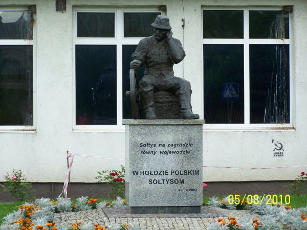 Pomnik sołtysów polskich.