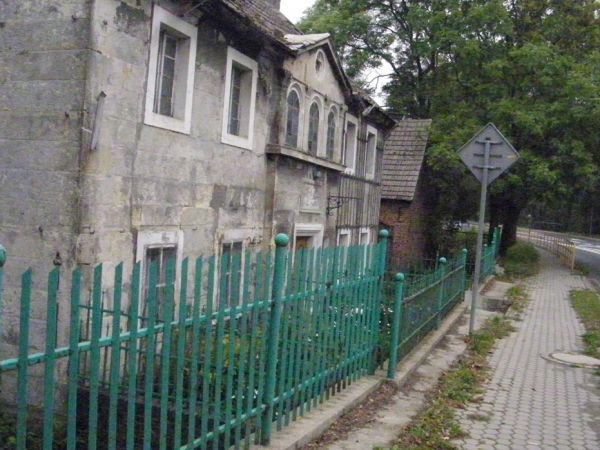 dawniej chyba nie myślano że będzie taki ruch i smród