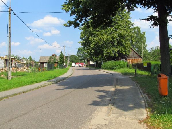 Centrum wsi Borsk na Kaszubach
