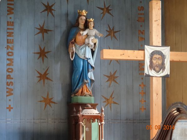 Matka Boża, trwając w opiece nad nami, pozwala zachować, utrwalić i ochronić w narodzie ducha katolickiej tradycji, przez wieki dawała wyraz swojej obecności wś