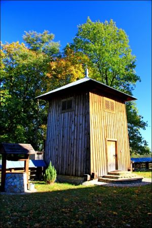 Cerkiew Opieki Matki Bożej w Młynach. Wybudowana pod koniec XVII wieku.  Obecnie Kościół filialny rzymskokatolickiej parafii w Korczowej. W latach 1852-70  prob