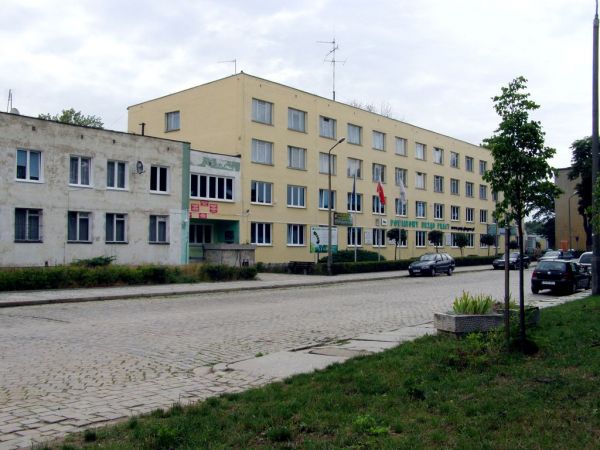 Głogów ul. Piaskowa. Powiatowy urzad pracy  fot.1