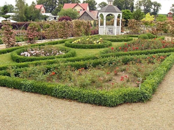 FRANK-RAJ _Ozdobne Ogrody Polskie