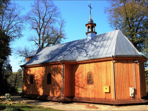 Cerkiew św. Dymitra w Kuźminie - drewniana  cerkiew greckokatolicka . Została zbudowana w 1814 r. Obecnie użytkowana jest jako kościół rzymskokatolicki pw. Matk