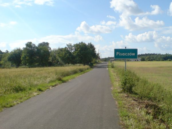 Droga z Zaręby do Pisaczowa od strony byłych kamieniołomów "Józef"