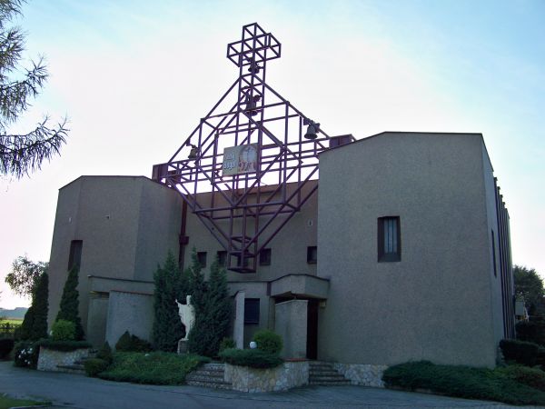 Kościół Św. Wojciecha Oś.35-lecia PRL.