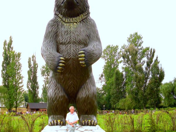 Park Krasnala - największy grizly świata