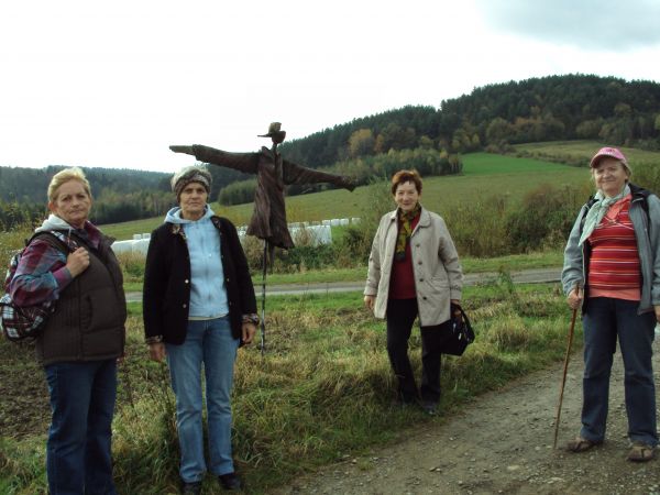 to też dzieło z pracowni Uniwersytetu Ludowego Rzemiosła Artystycznego, a jego siedziba kilkaset metrów dalej, polecam : jest sporo w galerii - warto ! ... uwag