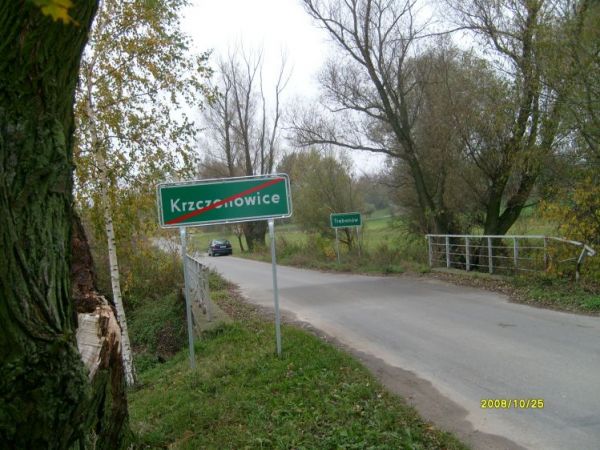 Wjazd do Trębanowa od Krzczonowic.