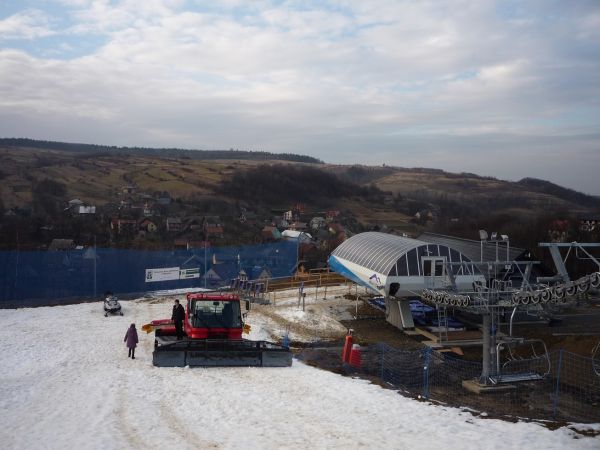 Harbutowice.Stacja dolna wyciągu na Szklaną Górę.