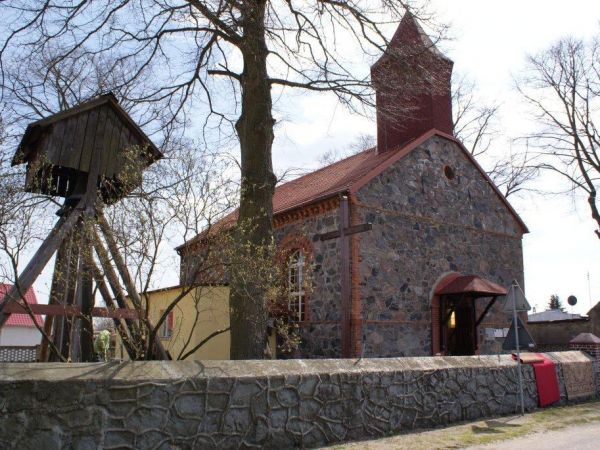 Kościółek, Dębołeka - kwiecień 2011