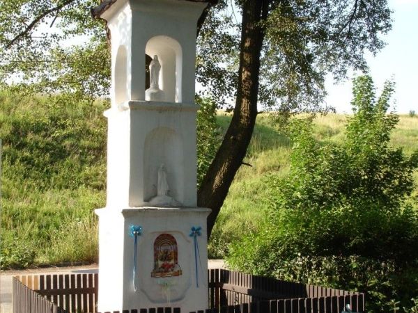 Przydrożna kapliczka