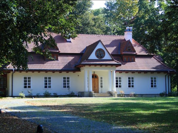 Zespół pałacowo - parkowy Czartoryskich .