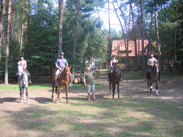 Lesniczówka jednorożec
Lipowo Kurkowskie 13
www.lesniczowka.mazury.pl