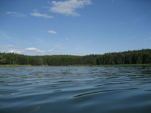 Widok z jeziora Dejguny