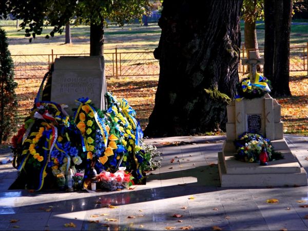 Cerkiew Opieki Matki Bożej w Młynach. Wybudowana pod koniec XVII wieku.  Obecnie Kościół filialny rzymskokatolickiej parafii w Korczowej. W latach 1852-70  prob