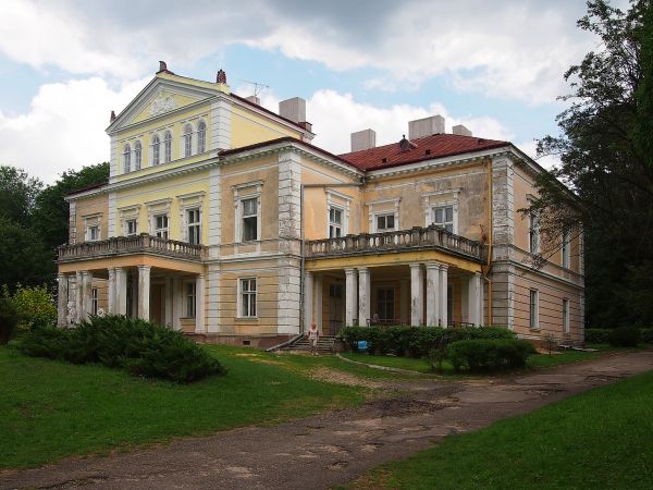 Pałac Raczyńskich w Złotym Potoku
