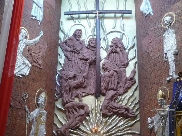 Ołtarz  główny w  Sanktuarium