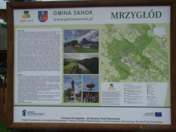 w rynku - niespodzianka pozytywna wielce: tablica informacyjna z mapą, historią, ciekawostkami i zdjęciami, kompentium wiedzy - miejsce wyjątkowe, polecenia god