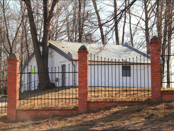 Ohel cadyka Elimelecha znajdujący się na cmentarzu żydowskim w Leżajsku