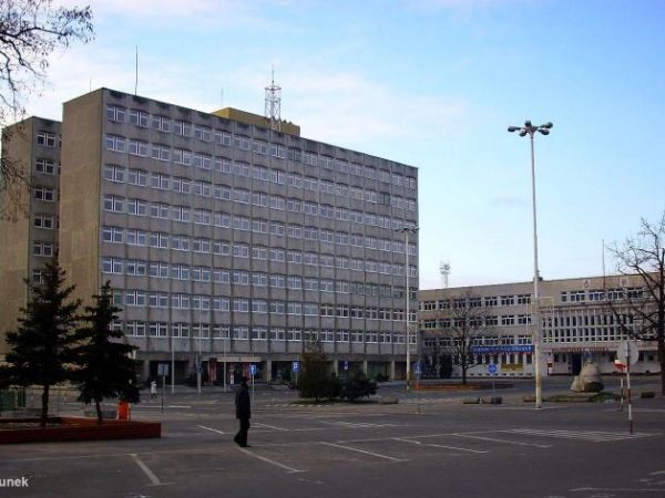 Plac Wojewódzki (budynek byłego urzędu wojewódzkiego)