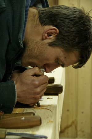 Chochołów-w pracowni rzeźbiarskiej