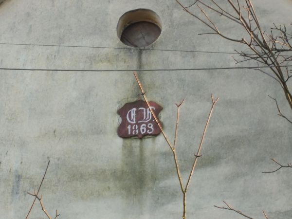 niektóre budynki mieszkalne  w Pawłowie mają ponad sto lat