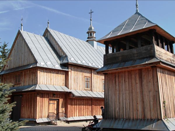 Cerkiew Narodzenia NMP w Stubienku – drewniana parafialna cerkiew greckokatolicka . Świątynia została wzniesiona w 1849 r. Od 1971 r . pełni funkcję kościoła rz