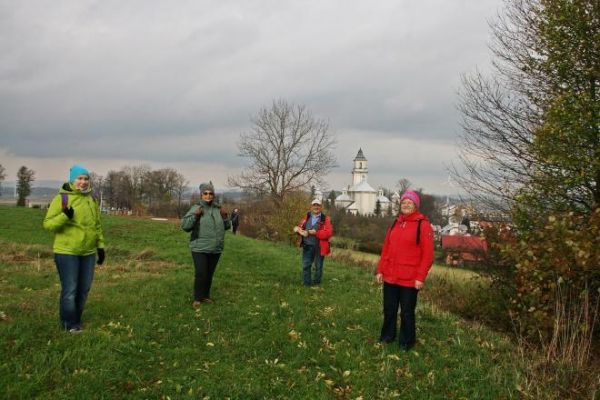 widok na kościół w Rymanowie, wracamy z Góry Kalwarii a byliśmy jeszcze przy bramie kirkutu - żydowskiego cmentarza.