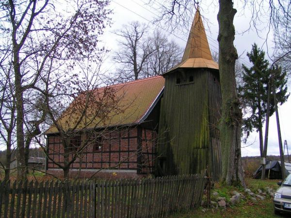 Kościół, Laski Wałeckie - listopad 2010